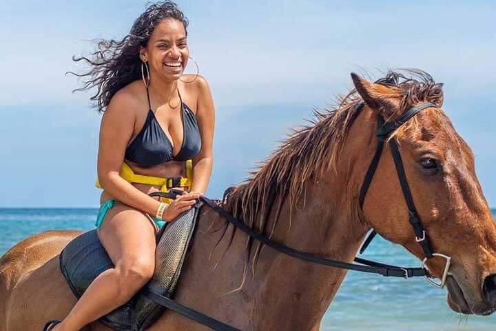 Travel with Mich | Private Transportation & VIP Tours in Jamaica